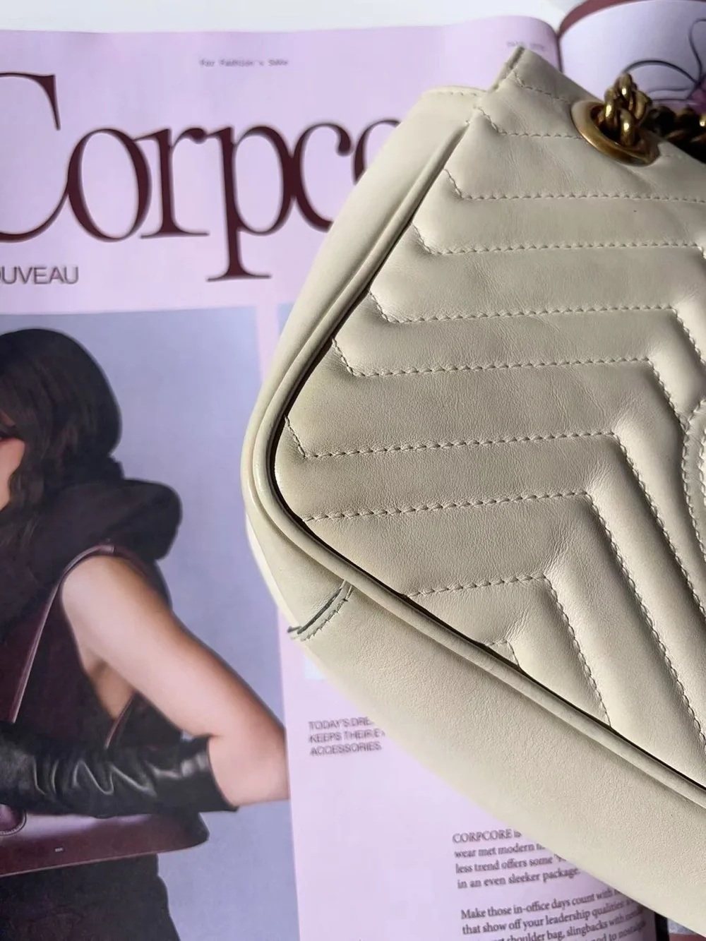 Gucci GG Marmont medium shoulder bag - Picture 3 of 12